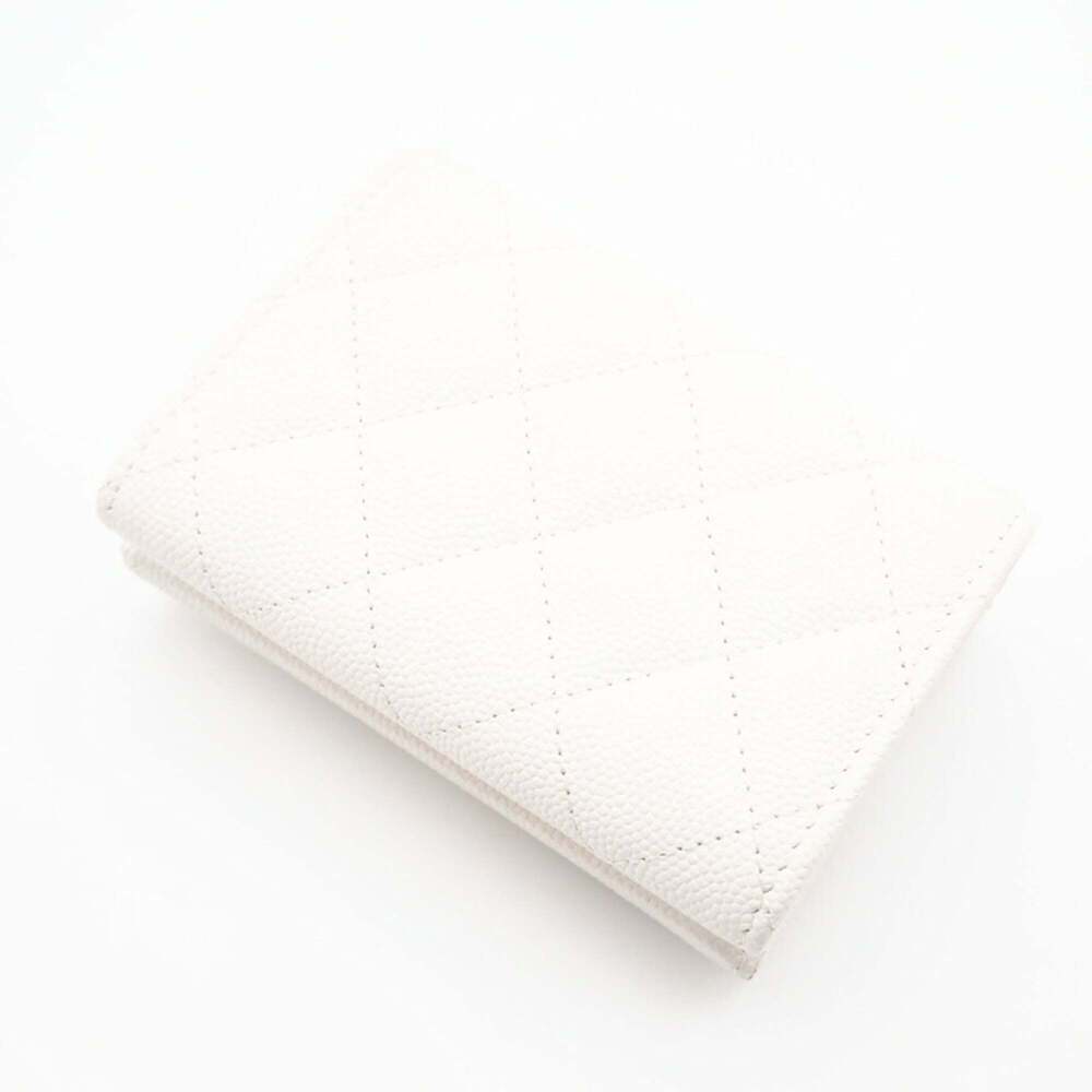CHANEL White Caviar Leather Wallet - Picture 4 of 13